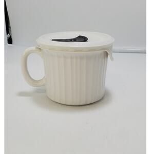 Corning Ware French White 20 oz Soup Mug w/Plastic Vented Lid Stoneware